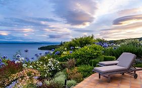 Lake Vista Lodge
